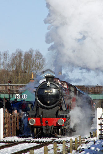 48624 - LMS Stanier 8F - Photo: ©2013 Ian Boyle - www.simplonpc.co.uk