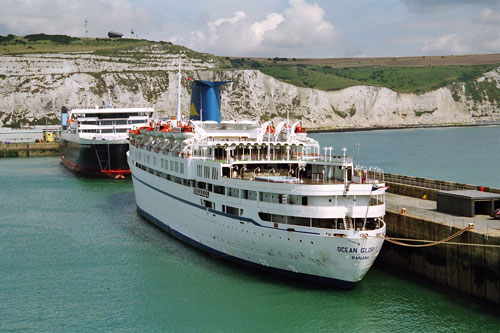 OCEAN GLORY I - Photo:- �Ian Boyle 8th August 2001