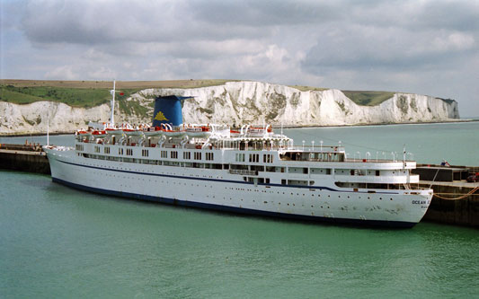 OCEAN GLORY I - Photo:- �Ian Boyle 8th August 2001