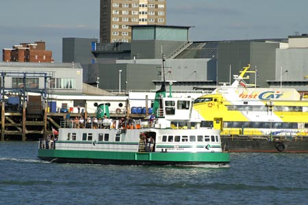 Gosport Queen - Gosport Ferry - www.simplonpc.co.uk