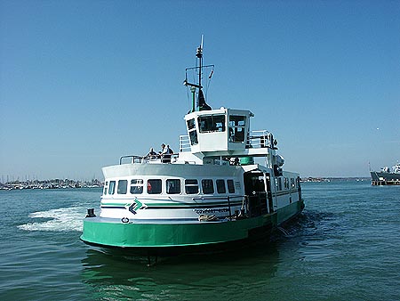 Gosport Queen - Gosport Ferry - www.simplonpc.co.uk