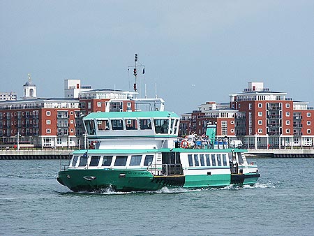 Spirit of Gosport - Gosport Ferry - www.simplonpc.co.uk