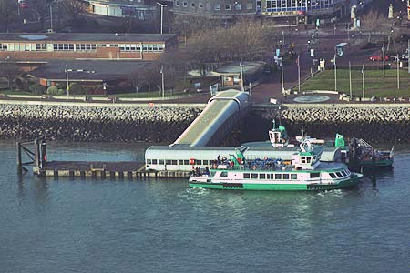 Spirit of Gosport - Gosport Ferry - www.simplonpc.co.uk