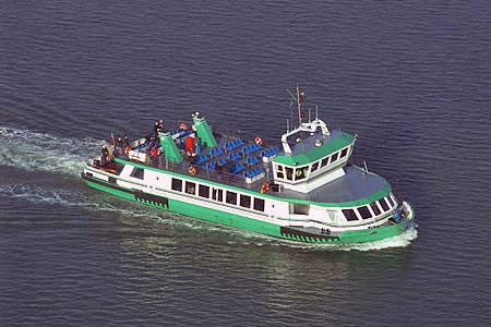 Spirit of Gosport - Gosport Ferry - www.simplonpc.co.uk