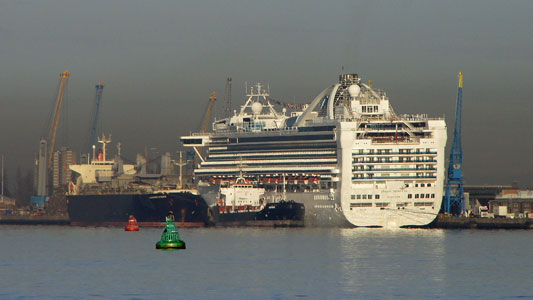 GRAND PRINCESS Cruise - Photo: © Ian Boyle, 21st October 2011 - www.simplonpc.co.uk