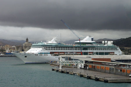 SPLENDOUR OF THE SEAS - Photo: © Ian Boyle, 24th October 2011 - www.simplonpc.co.uk