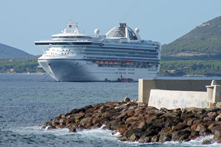 GRAND PRINCESS Cruise - Photo: © Ian Boyle, 26th October 2011 - www.simplonpc.co.uk