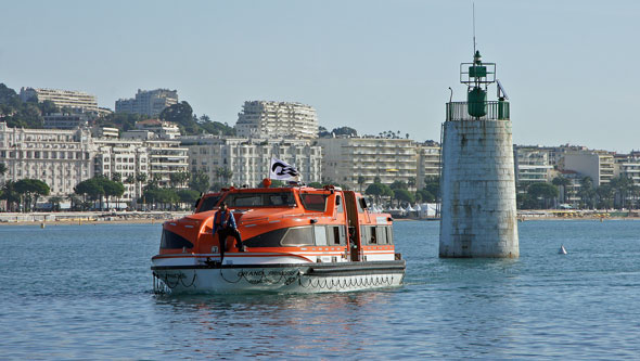 GRAND PRINCESS at Cannes - Photo:  Ian Boyle, 29th October 2011 -  www.simplonpc.co.uk