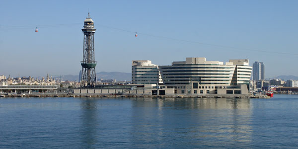 Telefèric del Port (Port-Montjuic Cable Car) - Photo: © Ian Boyle, 30th October 2011 - www.simplonpc.co.uk