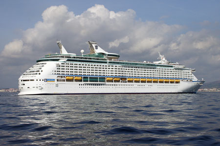 ADVENTURE OF THE SEAS - Photo: © Ian Boyle, 1st November 2011 - www.simplonpc.co.uk