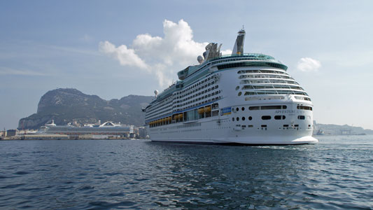 ADVENTURE OF THE SEAS - Photo: © Ian Boyle, 1st November 2011 - www.simplonpc.co.uk