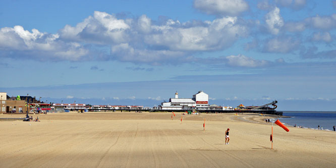 BRITANNIA PIER - Great Yarmouth - Photo: © Ian Boyle,12th July 2012 - www.simplonpc.co.uk