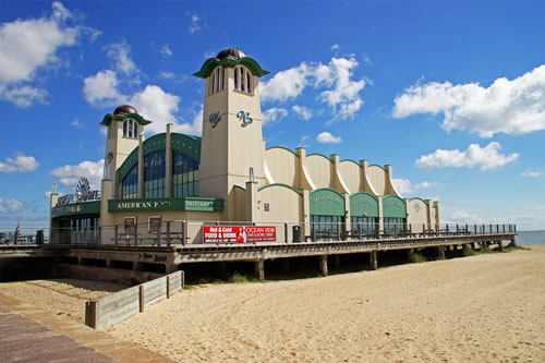 WELLINGTON PIER - Great Yarmouth - Photo: © Ian Boyle,12th July 2012 - www.simplonpc.co.uk