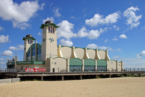 WELLINGTON PIER - Great Yarmouth - Photo: © Ian Boyle,12th July 2012 - www.simplonpc.co.uk