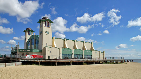 WELLINGTON PIER - Great Yarmouth - Photo:  Ian Boyle,12th July 2012 - www.simplonpc.co.uk