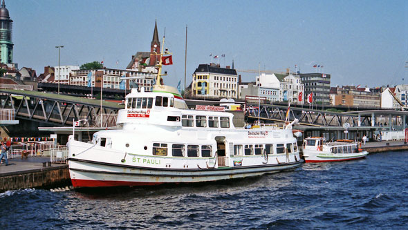 ST PAULI (1959) - Photo: ©1989 Ian Boyle - Simplon Postcards - www.simplonpc.co.uk