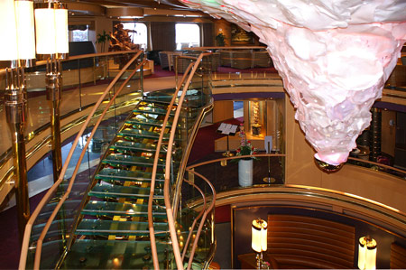 Eurodam - Deck 3 Promenade Deck - Ocean Bar