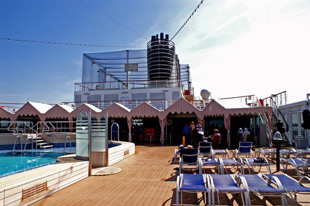 EURODAM - Sea View Pool -  Photo: © Ian Boyle, 10th May 2009