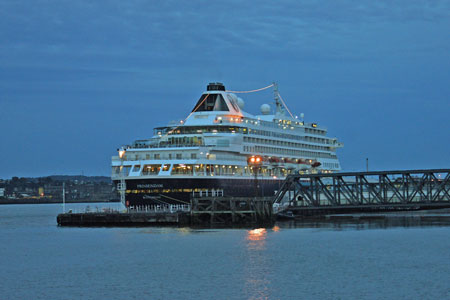 PRINSENDAM - Photo: © Ian Boyle, 29th August 2010 - www.simplonpc.co.uk