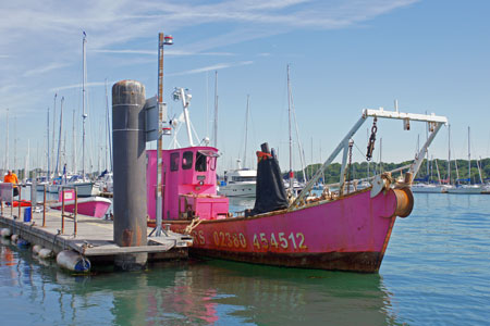 Mooring workboat - Hamble-Warsash Ferry - Photo: © Ian Boyle, 22nd June 2010 - www.simplonpc.co.uk