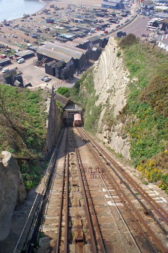 Hastings East Hill Cliff Lift - Photo: © Ian Boyle, 14th May 2007 -  www.simplonpc.co.uk