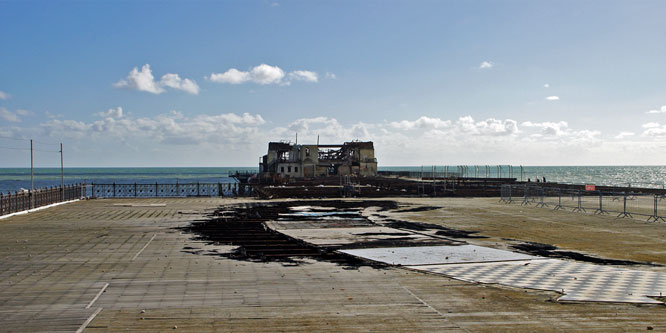 Hastings Pier - Photo: © Ian Boyle, 4th October 2012 - www.simplonpc.co.uk