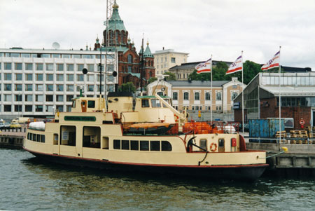 HELSINKI Ferries - Photo: ©1998 Jan Boyle - www.simplompc.co.uk - Simplon Postcards