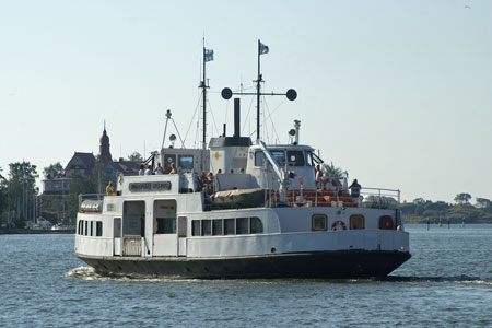 HELSINKI Ferries - Photo: ©2007 Jan Boyle - www.simplompc.co.uk - Simplon Postcards