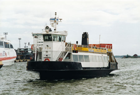 HELSINKI Ferries - Photo: ©1998 Jan Boyle - www.simplompc.co.uk - Simplon Postcards