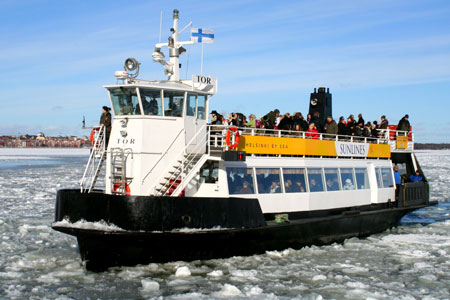 HELSINKI Ferries - Photo: © Kalle Id, 25th February 2009 - www.simplompc.co.uk - Simplon Postcards