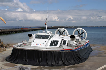 Solent Express - Hovertravel - © Ian Boyle - www.simplonpc.co.uk