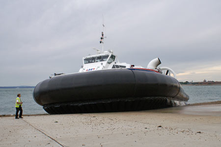 Solent Express - Hovertravel - © Ian Boyle - www.simplonpc.co.uk