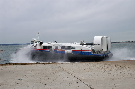 Solent Express - Hovertravel - © Ian Boyle - www.simplonpc.co.uk