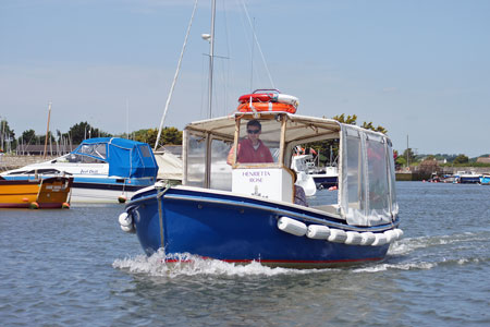 HENRIETTA  ROSE of Hurst Castle Ferries - Photo:  Ian Boyle, 22nd June 2010 - www.simplonpc.co.uk