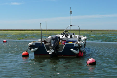 Water taxi of Hurst Castle Ferries - Photo:  Ian Boyle, 22nd June 2010 - www.simplonpc.co.uk