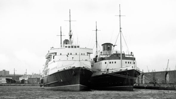 BEN-MY-CHREE - IOMSPCO - Simplon Postcards - simplonpc.co.uk - Photo: ©1980 Ian Boyle