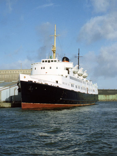 MANX MAID - IOMSPCO - Simplon Postcards - simplonpc.co.uk - Photo: ©1981 Ian Boyle