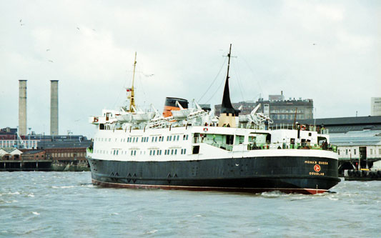 MONA'S QUEEN - IOMSPCo - Simplon Postcards - simplonpc.co.uk - Photo: ©1978 Ian Boyle