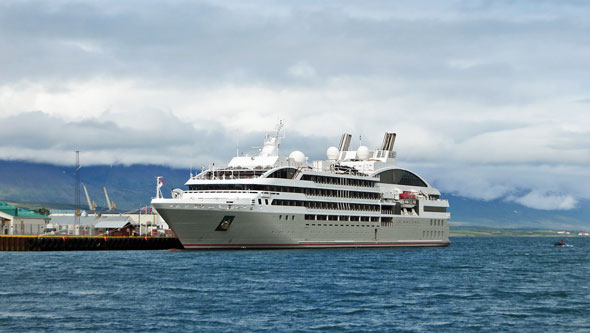 Ocean Princess Cruise - Akureyri - Photo: © Ian Boyle, 24th July 2015 - www.simplonpc.co.uk