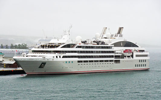 Ocean Princess Cruise - Akureyri - Photo: © Ian Boyle, 24th July 2015 - www.simplonpc.co.uk