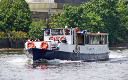 KINGWOOD - River Thames Boat Hire - www.simplonpc.co.uk - Photo:  Ian Boyle, 28th June 2012