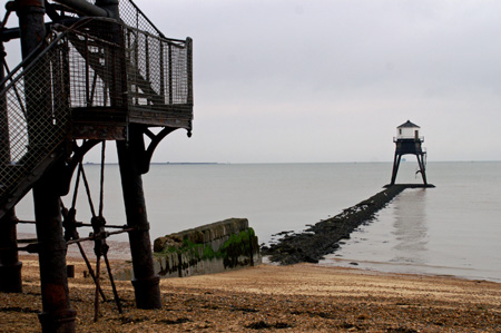 DOVERCOURT LIGHTHOUSES - www.simplonpc.co.uk