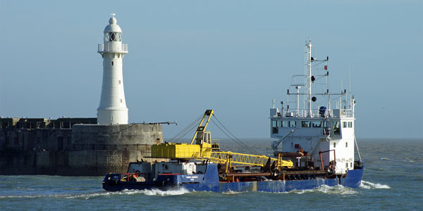 DOVER -  SOUTHERN BREAKWATER-WESTERN - Photo: ©2010  Ian Boyle - www.simplonpc.co.uk