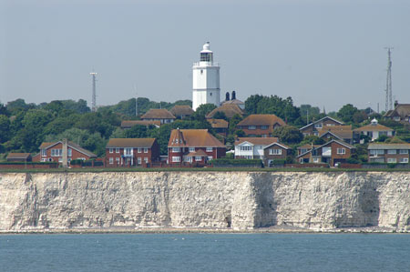 NORTH FORELAND LIGHTHOUSE - Photo: ©2006  Ian Boyle - www.simplonpc.co.uk