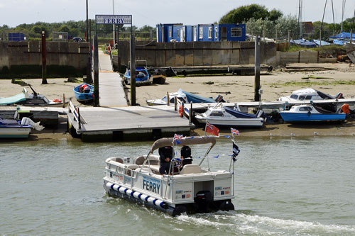 PASSENGER FERRY at Littlehampton - www.simplonpc.co.uk