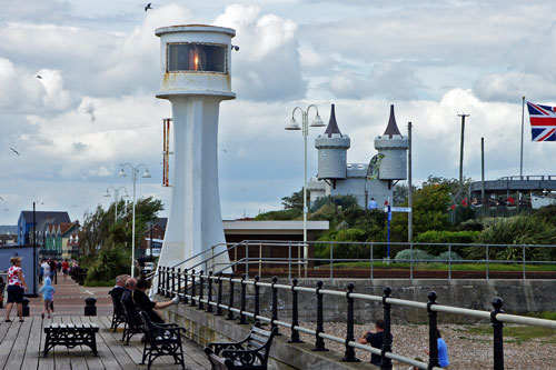 LITTLEHAMPTON 1948 LIGHTHOUSE - www.simplonpc.co.uk