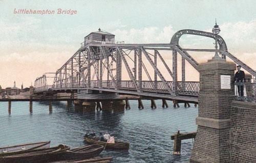 SWING BRIDGE at Littlehampton - www.simplonpc.co.uk