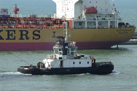 Tug at  Livorno - Photo: © Ian Boyle, 23rd August 2009