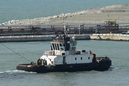 Tug at  Livorno - Photo: © Ian Boyle, 23rd August 2009