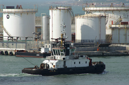 Tug at  Livorno - Photo: © Ian Boyle, 23rd August 2009